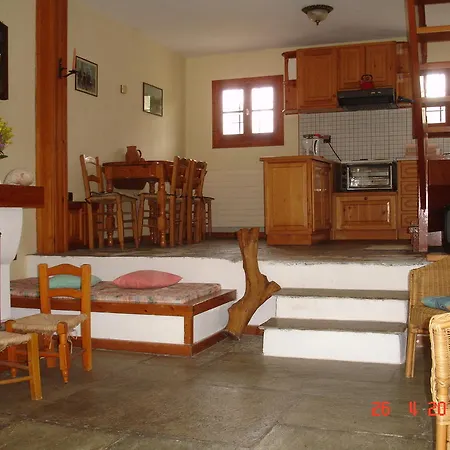 Dina Studio Maisonettes Apartment *